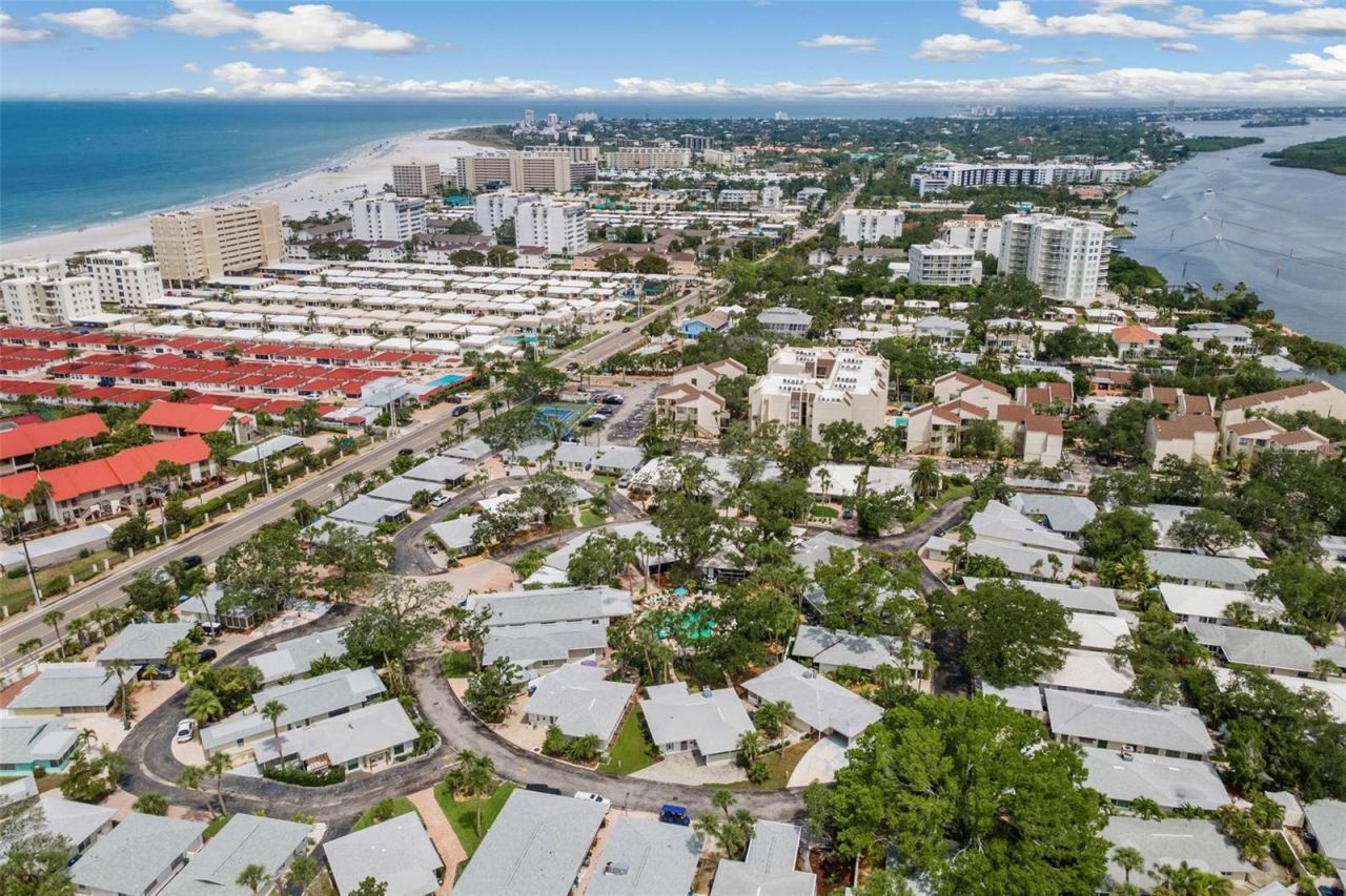 1229 Moonmist Circle , Unit P6, Sarasota, FL 34242 Photo