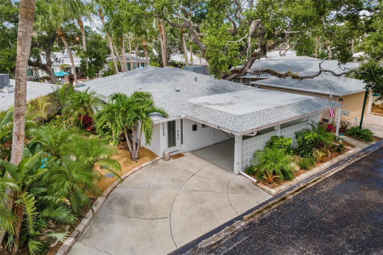 1229 Moonmist Circle , Unit P6, Sarasota, FL 34242 Photo