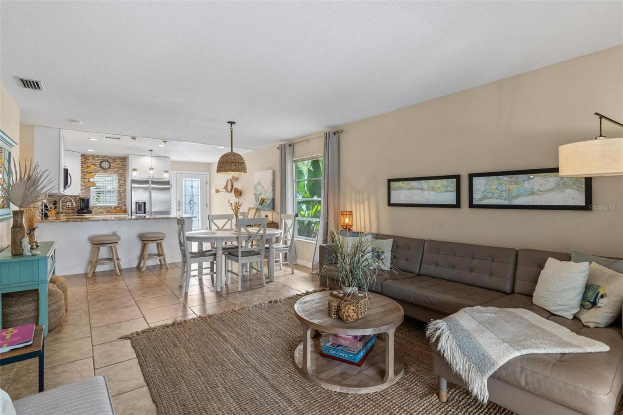 1229 Moonmist Circle , Unit P6, Sarasota, FL 34242 Photo
