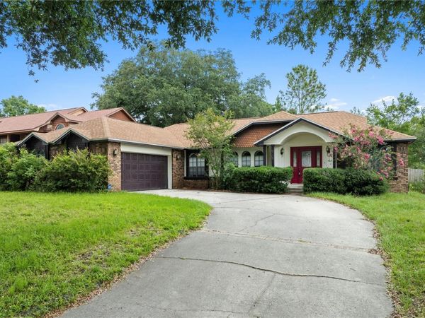 9109 QUEEN ELIZABETH COURT , ORLANDO, FL 32818