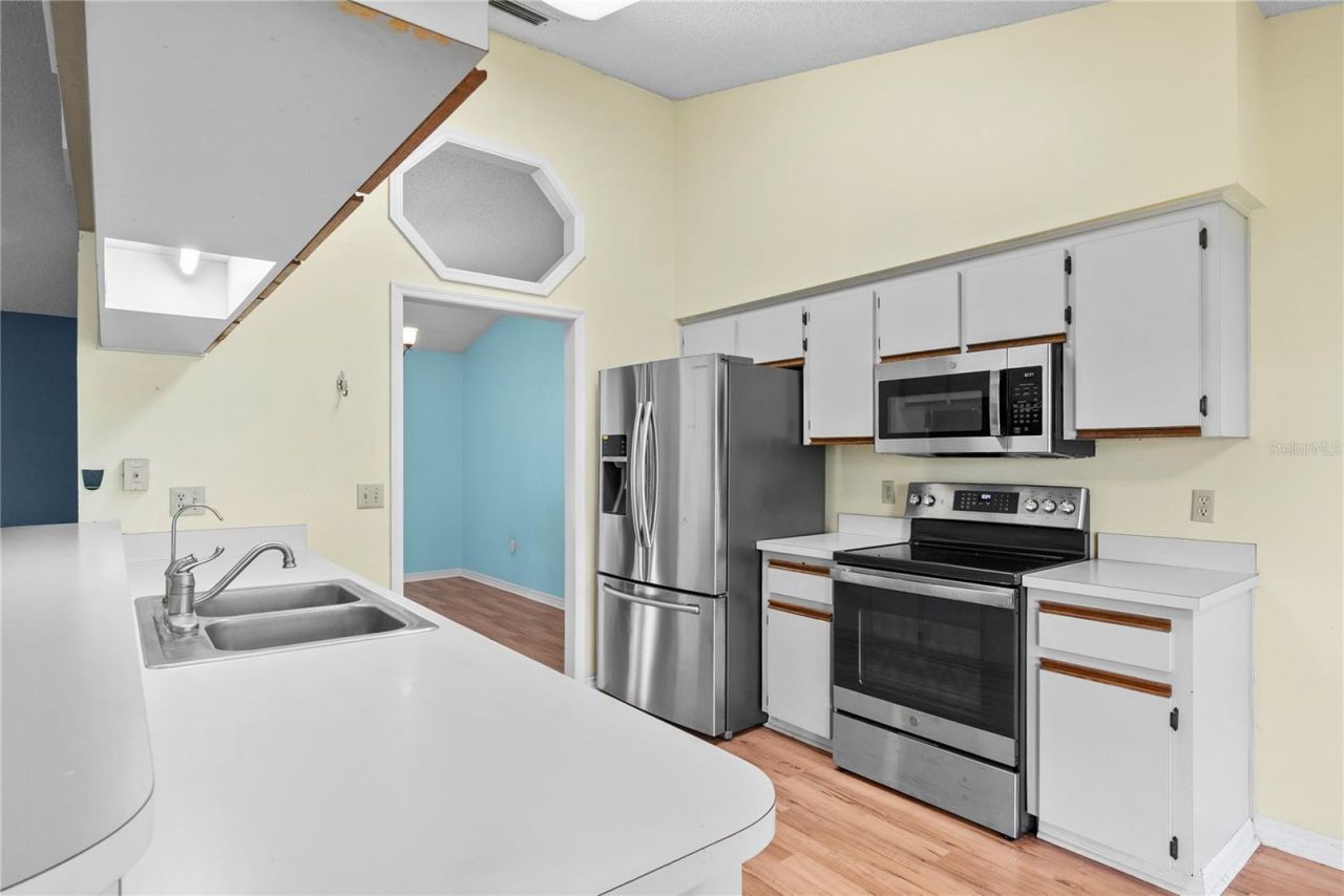 9109 Queen Elizabeth Court , Orlando, FL 32818 Photo