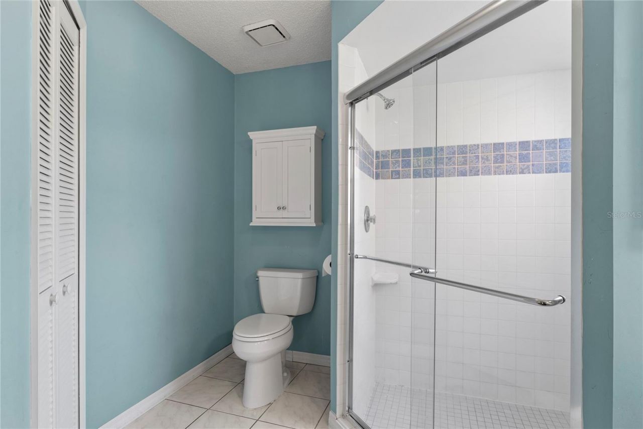 9109 Queen Elizabeth Court , Orlando, FL 32818 Photo