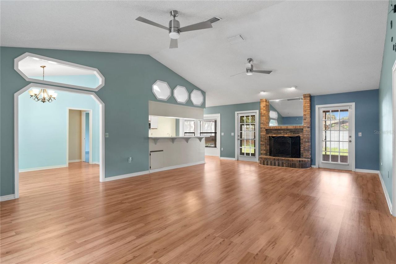 9109 Queen Elizabeth Court , Orlando, FL 32818 Photo