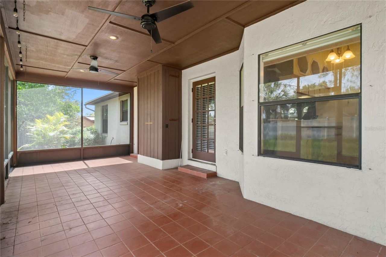 9109 Queen Elizabeth Court , Orlando, FL 32818 Photo