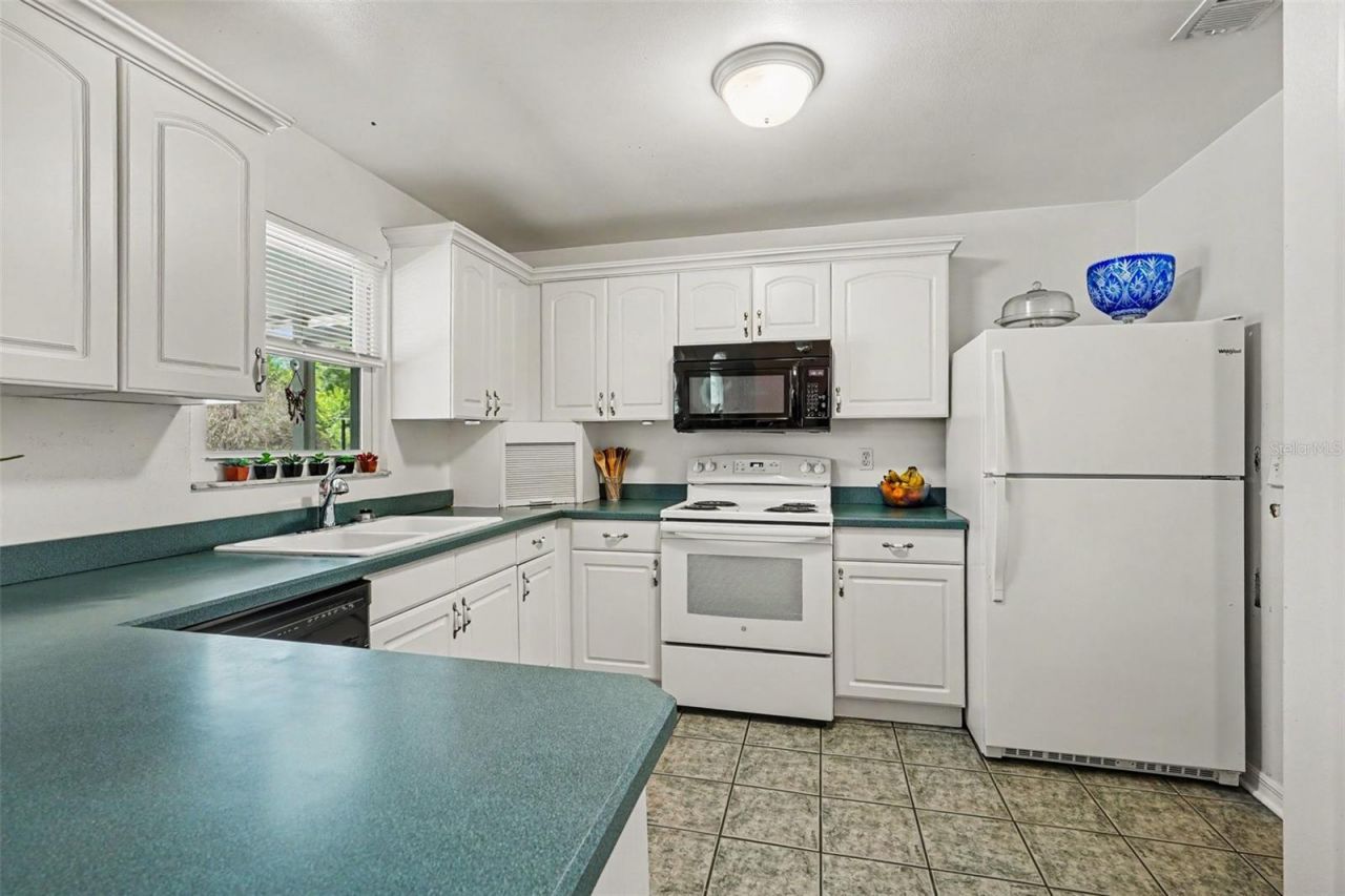 335 Tracy Way , Lakeland, FL 33809 Photo