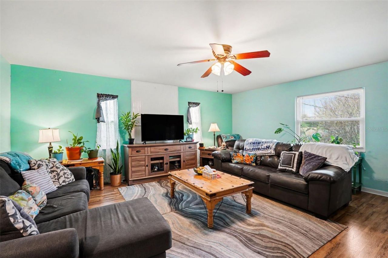 335 Tracy Way , Lakeland, FL 33809 Photo
