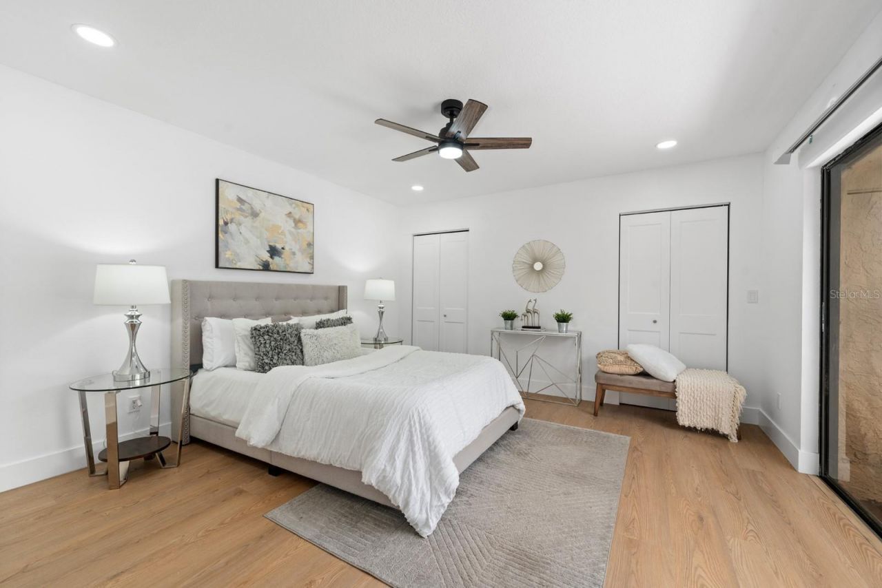 8118 Oak Trace Way , Unit C, Tampa, FL 33634 Photo