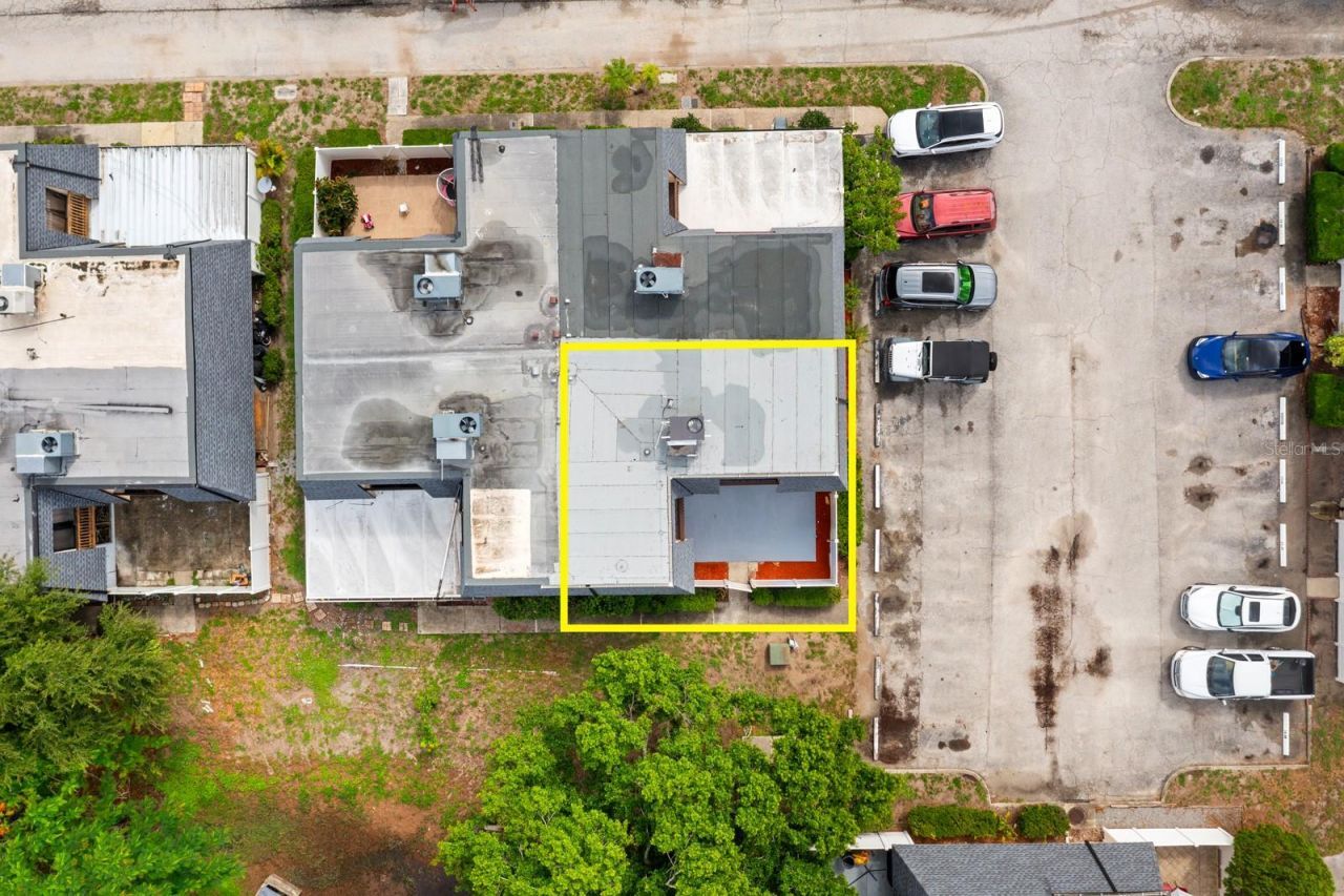 8118 Oak Trace Way , Unit C, Tampa, FL 33634 Photo
