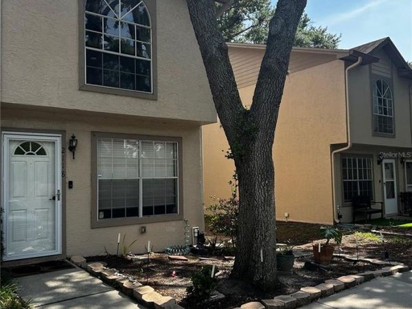 2118 FLETCHERS POINT CIRCLE , TAMPA, FL 33613