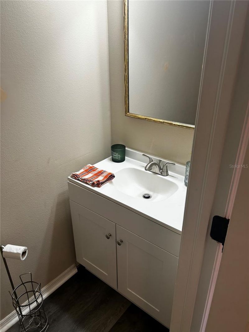 2118 Fletchers Point Circle , Tampa, FL 33613 Photo