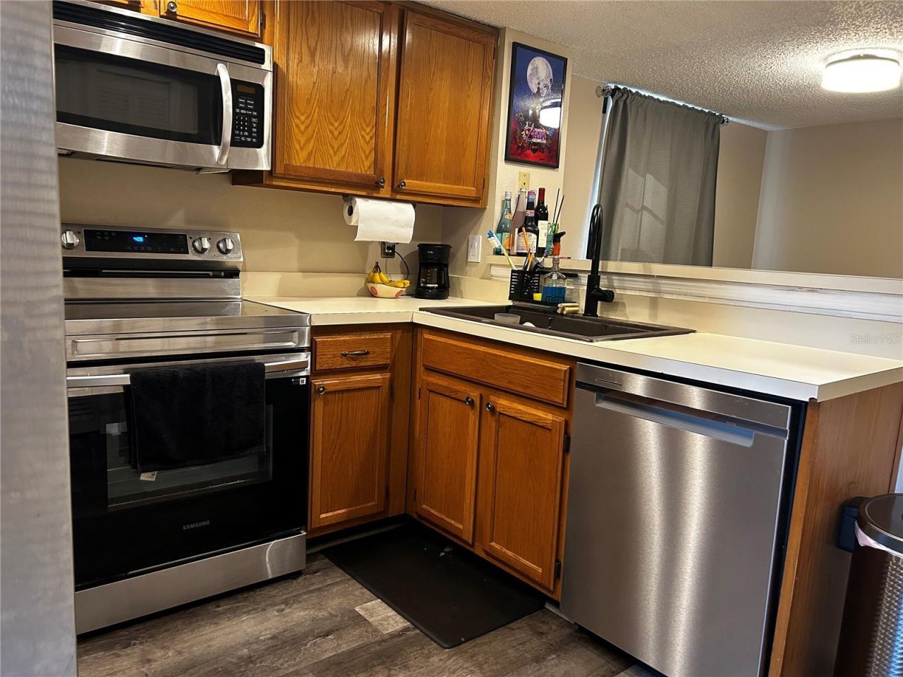 2118 Fletchers Point Circle , Tampa, FL 33613 Photo