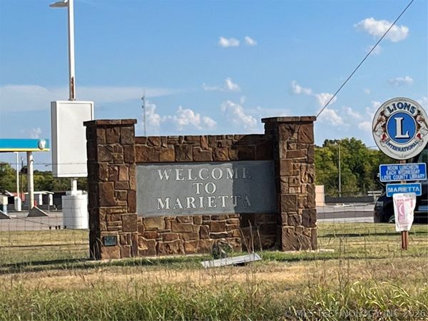 100 C E Colston , Marietta, OK 73448