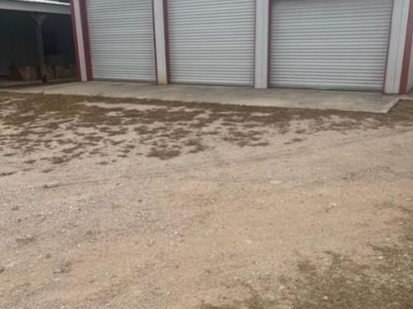 915 W Hwy 84 Highway W, Mullin, TX 76864