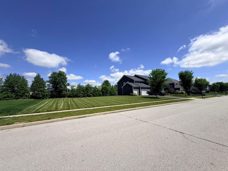 6409 Brookview Manor Drive, Galena, OH 43021 Photo 2