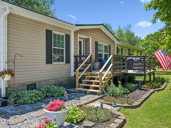1153 Little Dogwood Rd, Kingston, TN 37763