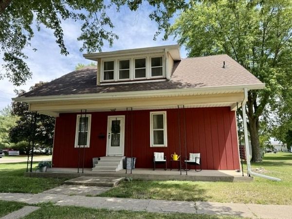 109 4th Avenue , Mendota, IL 61342