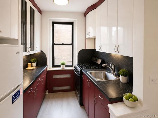 118-14 83 Avenue , Unit 3G, Kew Gardens, NY 11415
