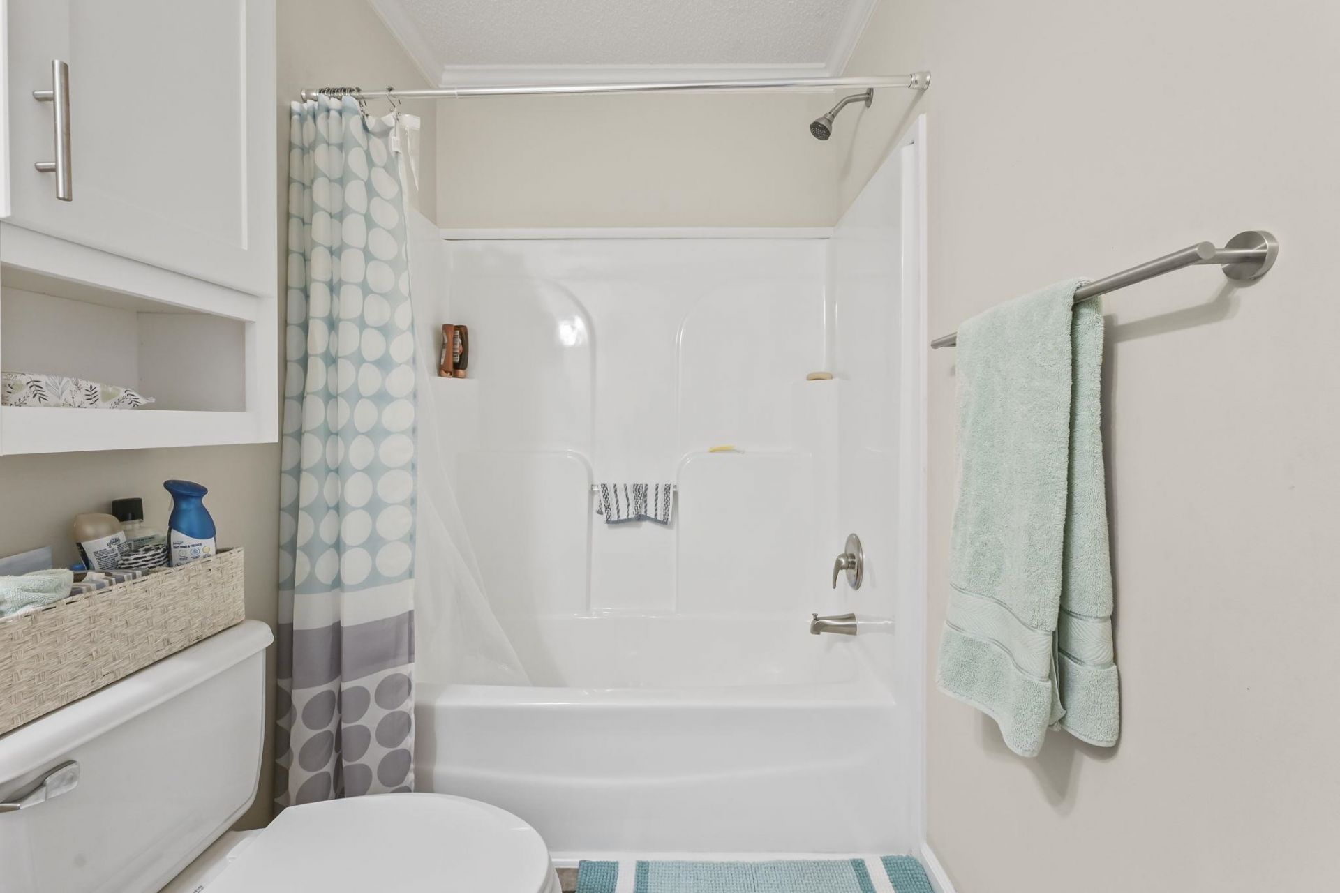 1777 Fairbanks Dr. Photo 18