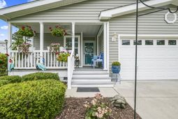 1777 Fairbanks Dr. photo 4