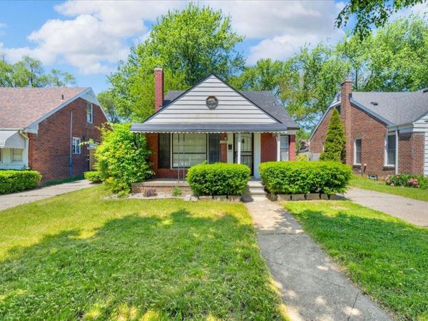 11577 Somerset Avenue, Detroit, MI 48224