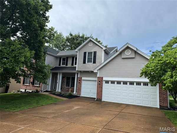 107 Watercrest Court , Grover, MO 63040