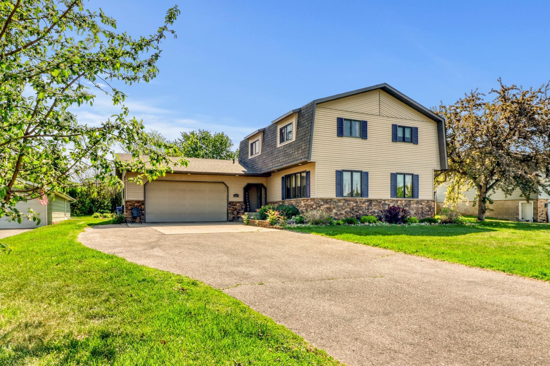1315 Loring Avenue , Detroit Lakes, MN 56501 Main Photo