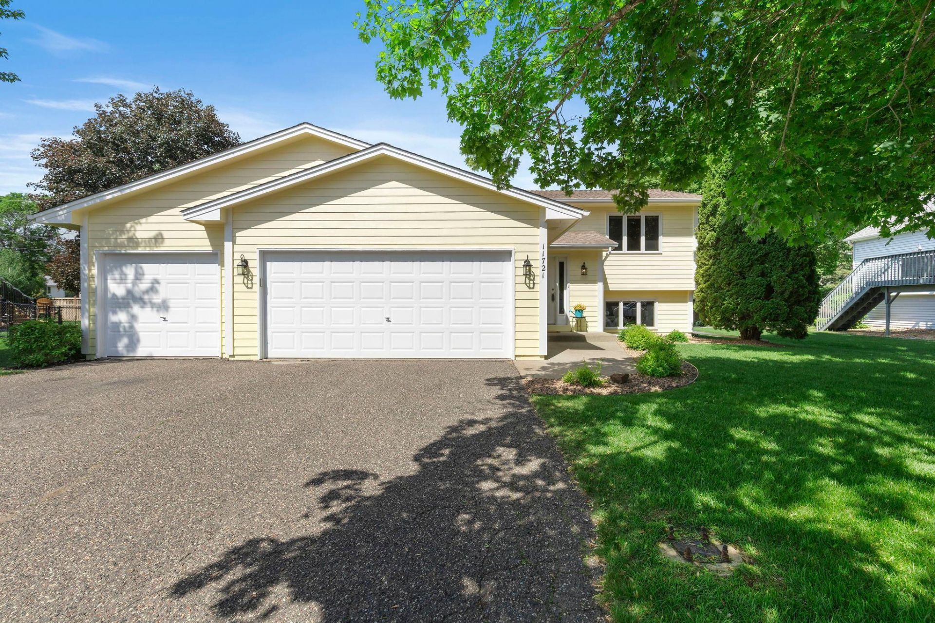 11721 Colorado Avenue N, Champlin, MN 55316