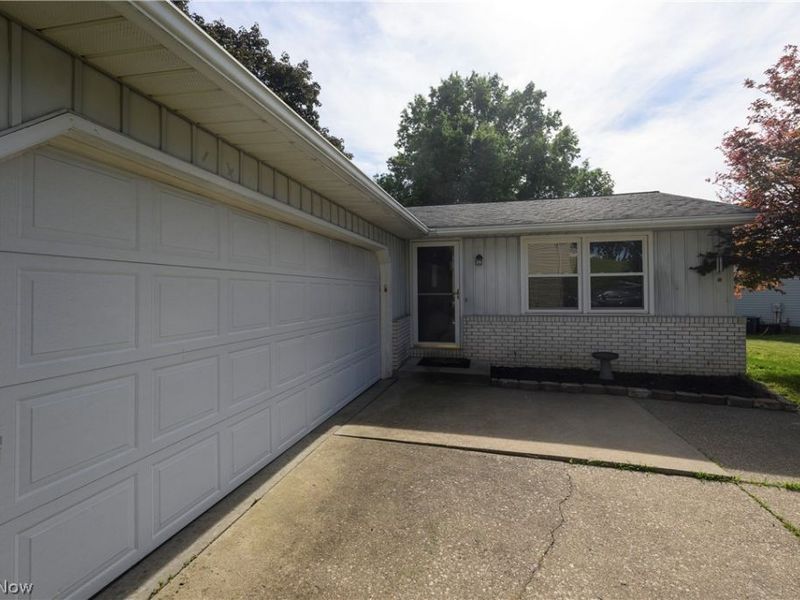 1310 Nottingham Square NE, Bolivar, OH 44612 Photo 12