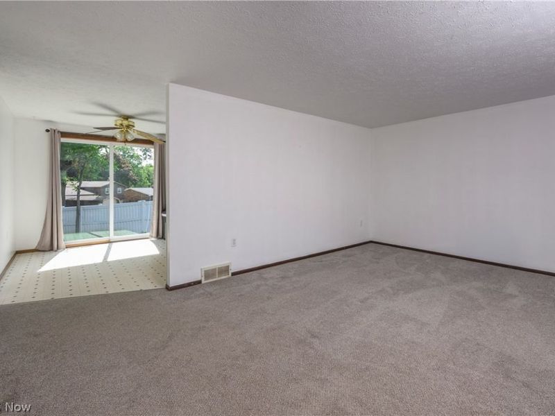1310 Nottingham Square NE, Bolivar, OH 44612 Photo 15