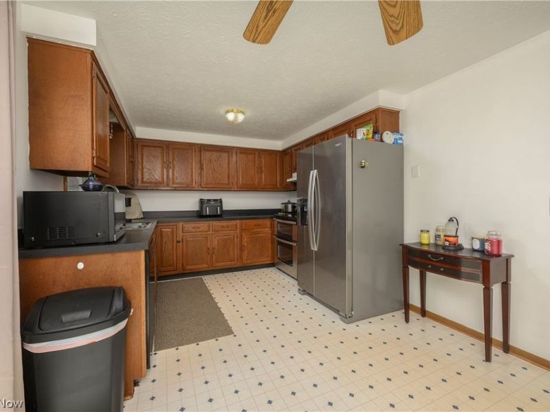 1310 Nottingham Square NE, Bolivar, OH 44612 Photo 17
