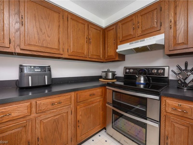 1310 Nottingham Square NE, Bolivar, OH 44612 Photo 18