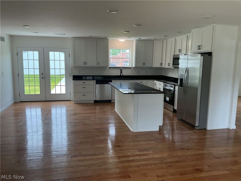165 W 3rd Street , Frazeysburg, OH 43822 Photo 6