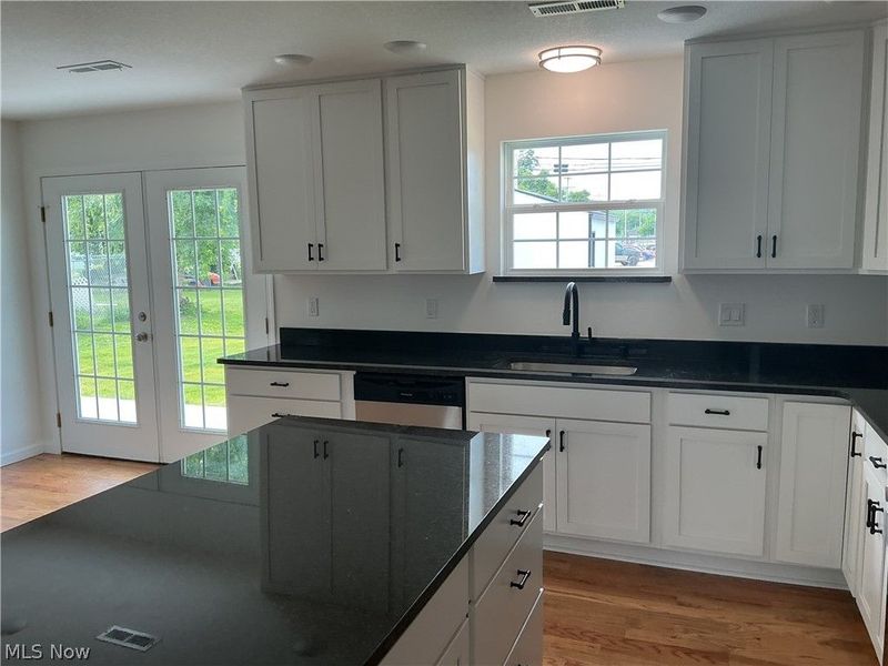 165 W 3rd Street , Frazeysburg, OH 43822 Photo 7