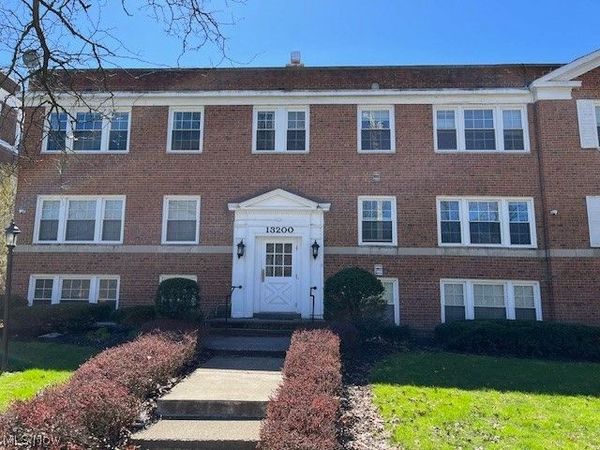 13200 Fairhill Road , Shaker Heights, OH 44120