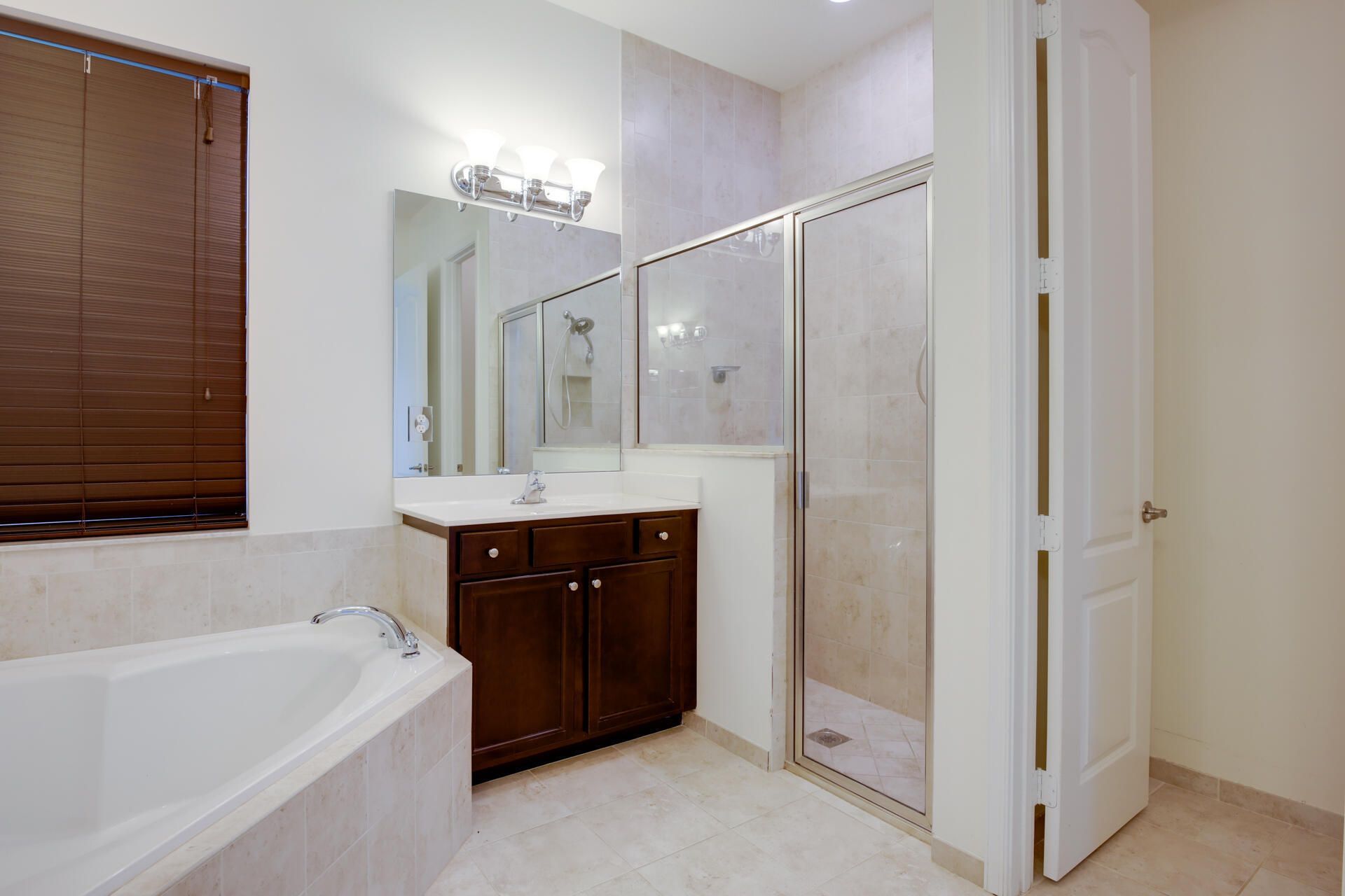 8985 Gulf Run Way, Lake Worth, FL 33467 Photo