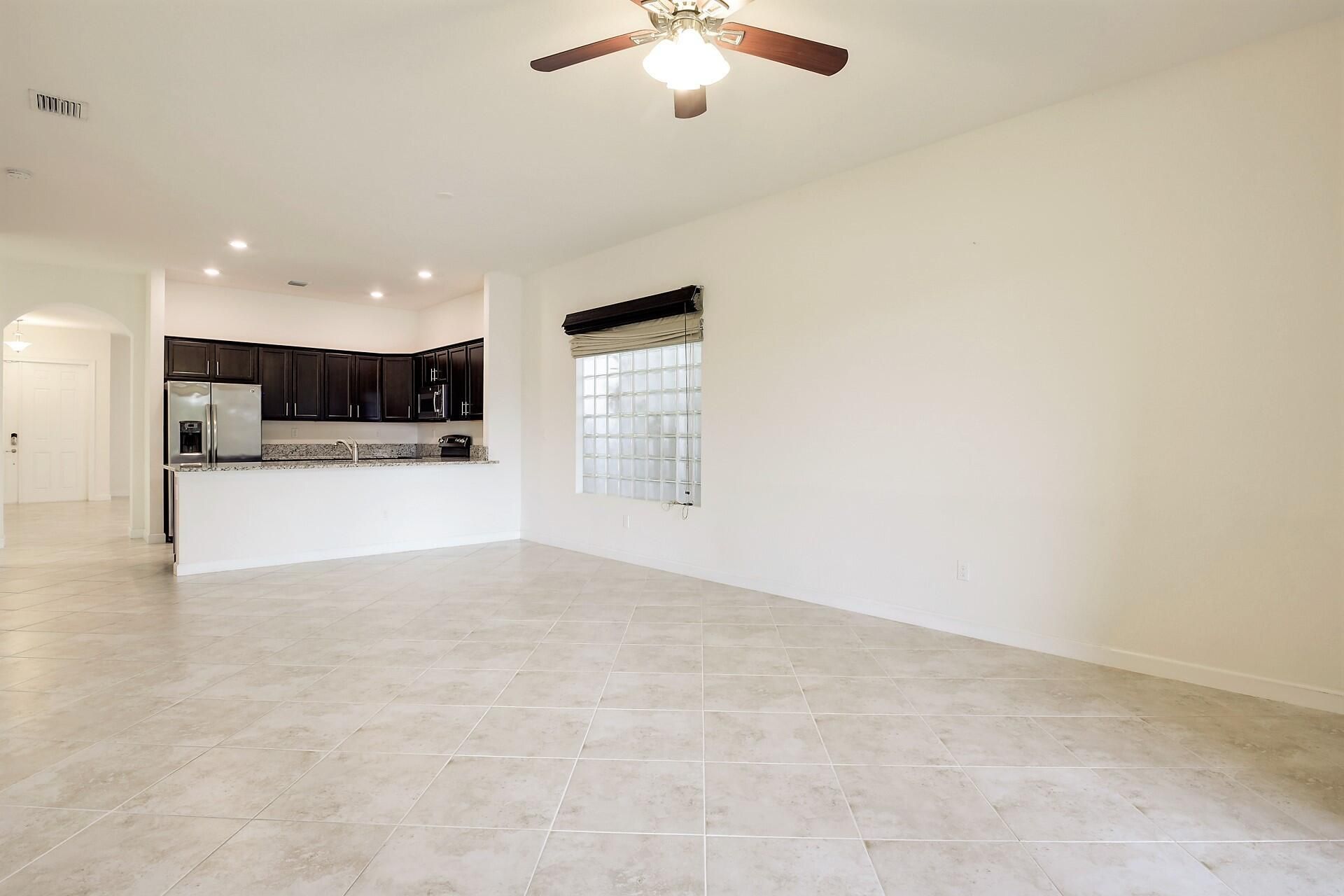 8985 Gulf Run Way, Lake Worth, FL 33467 Photo
