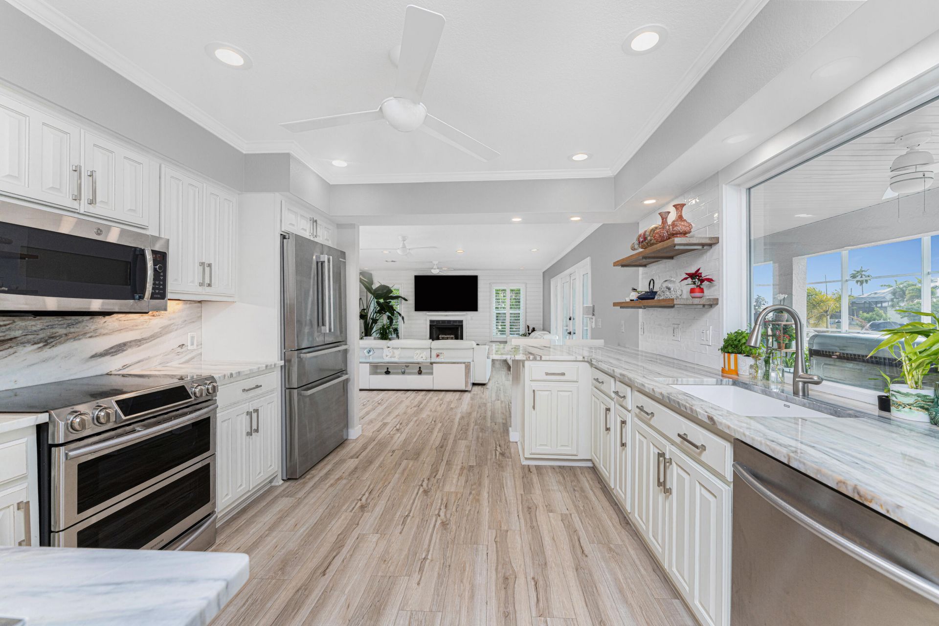 139 Seville Pl Place Sw, Port Charlotte, FL 33952 Photo