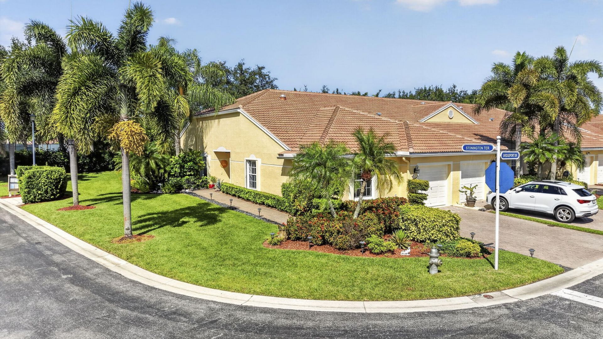 9461 Bridgeport Drive, West Palm Beach, FL 33411 Photo