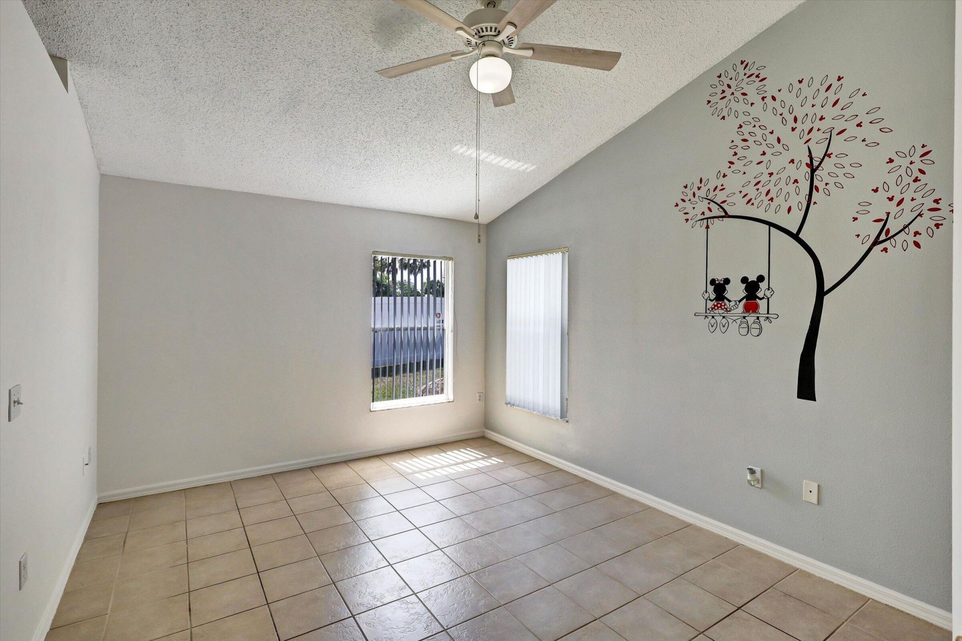 1175 Jaybee Avenue, Davenport, FL 33897 Photo