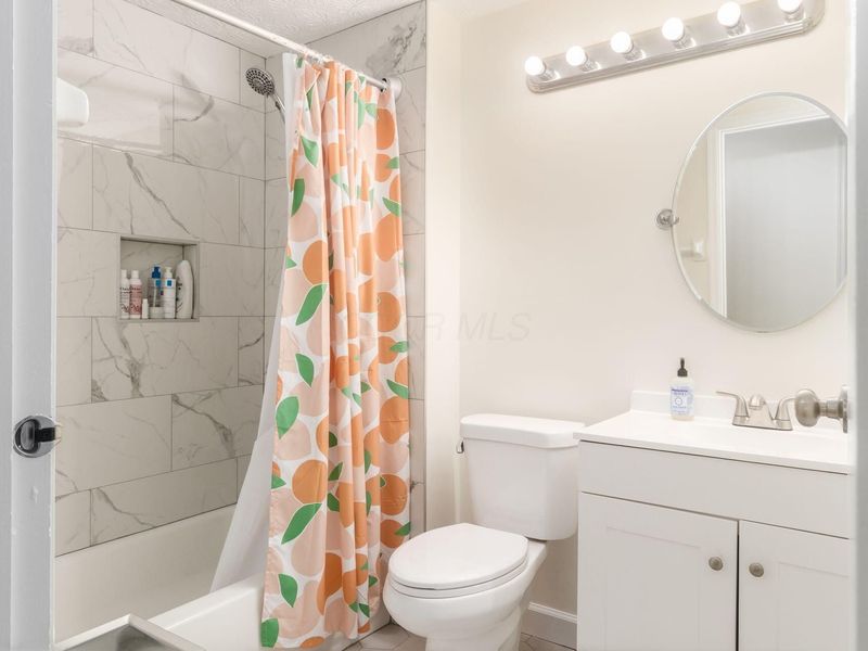 3671 Dinsmore Castle Drive, Columbus, OH 43221 Photo 19