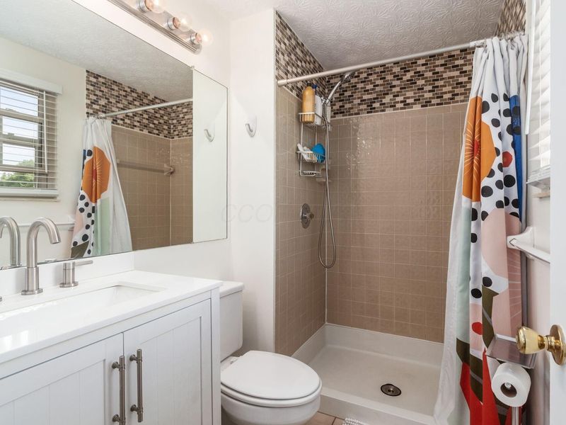 3671 Dinsmore Castle Drive, Columbus, OH 43221 Photo 21