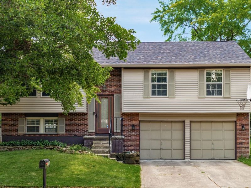 3671 Dinsmore Castle Drive, Columbus, OH 43221 Photo 5