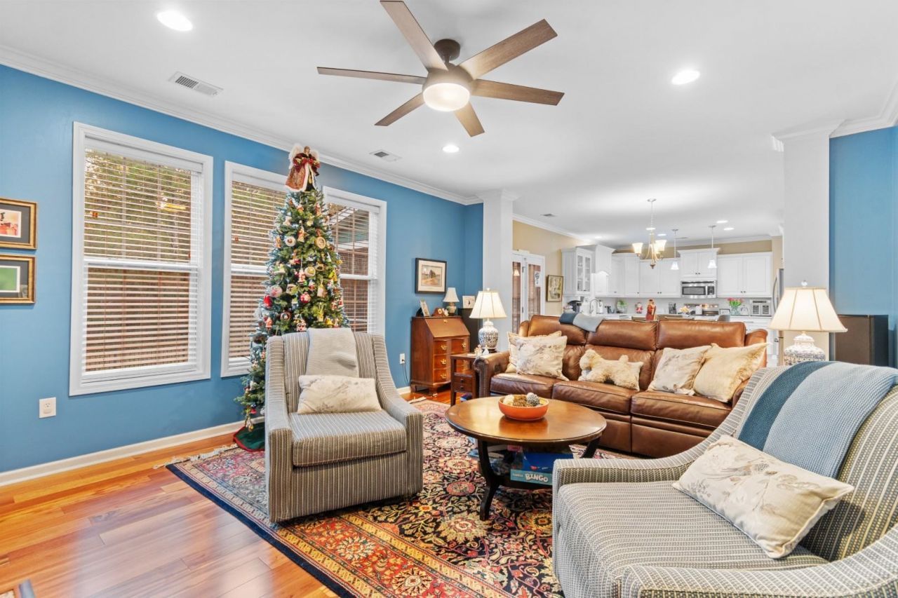 60 Summerlight Dr.  Photo 13