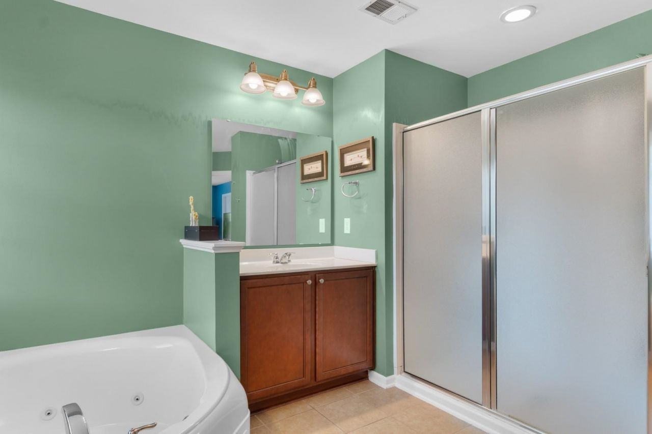 60 Summerlight Dr.  Photo 17