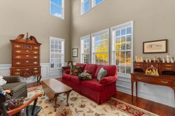 60 Summerlight Dr.  photo 4