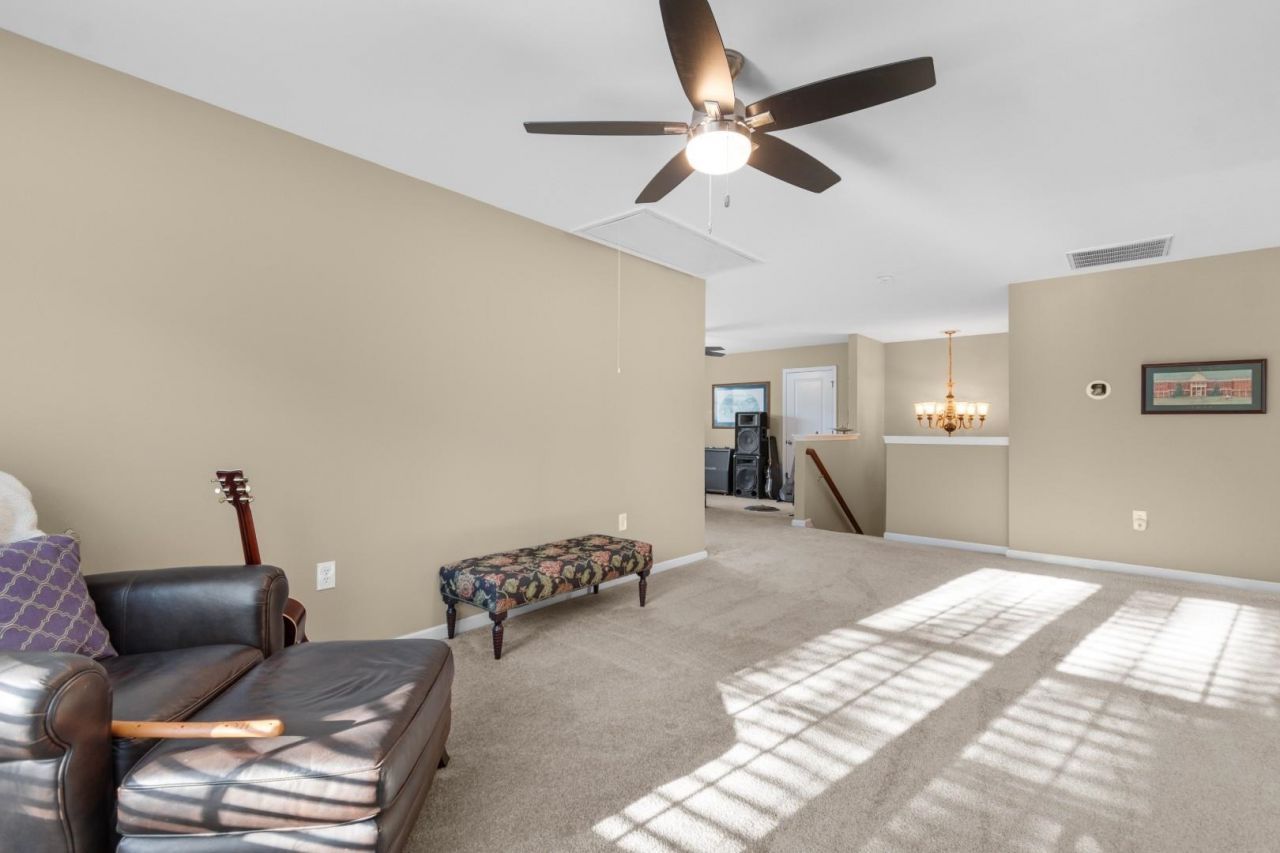 60 Summerlight Dr.  Photo 32