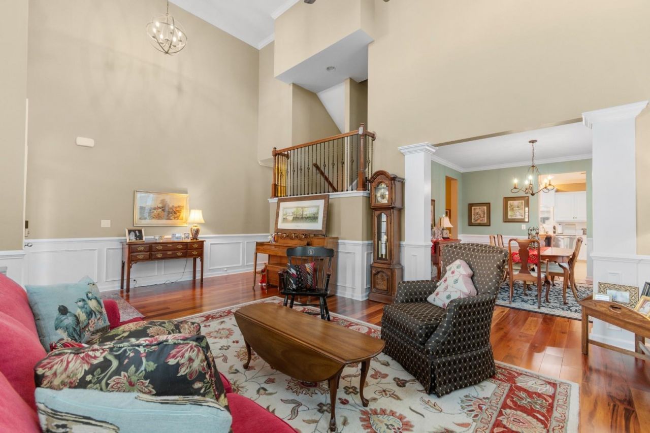 60 Summerlight Dr.  Photo 5