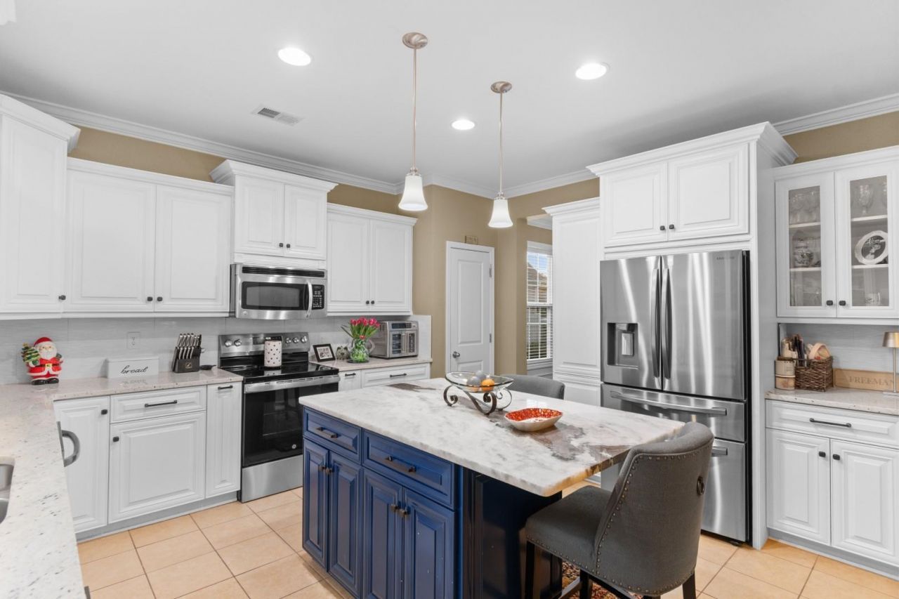 60 Summerlight Dr.  Photo 8