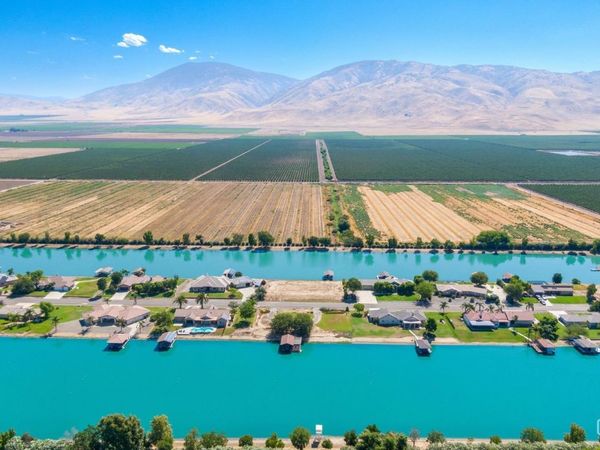 3700 Blue Loop Lane, Arvin, CA 93203