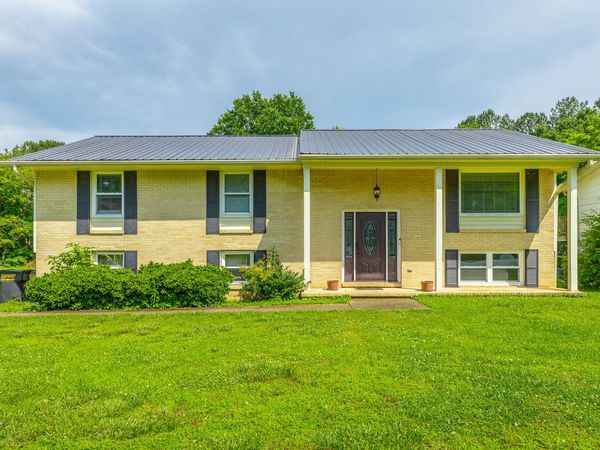 6942 Love Lane, Hixson, TN 37343